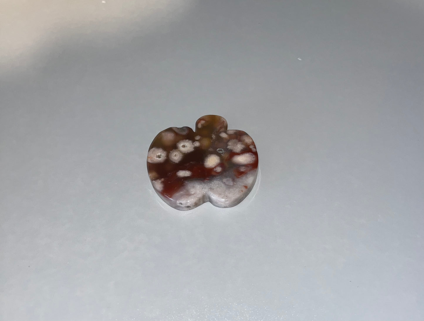 Flower Agate Apple Carving