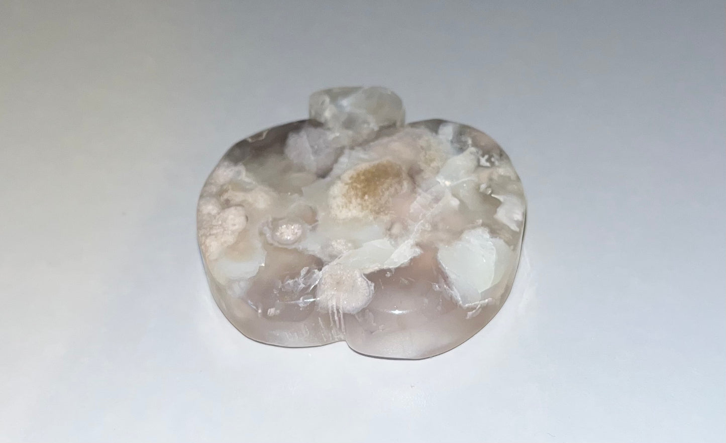 Flower Agate Apple Carving