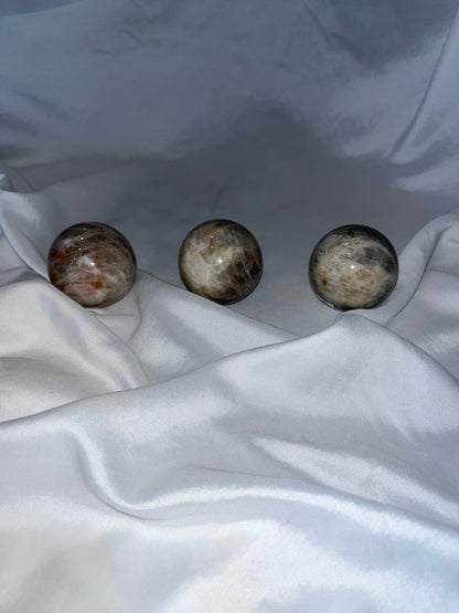 Black Moonstone, Real Crystal be Spheres