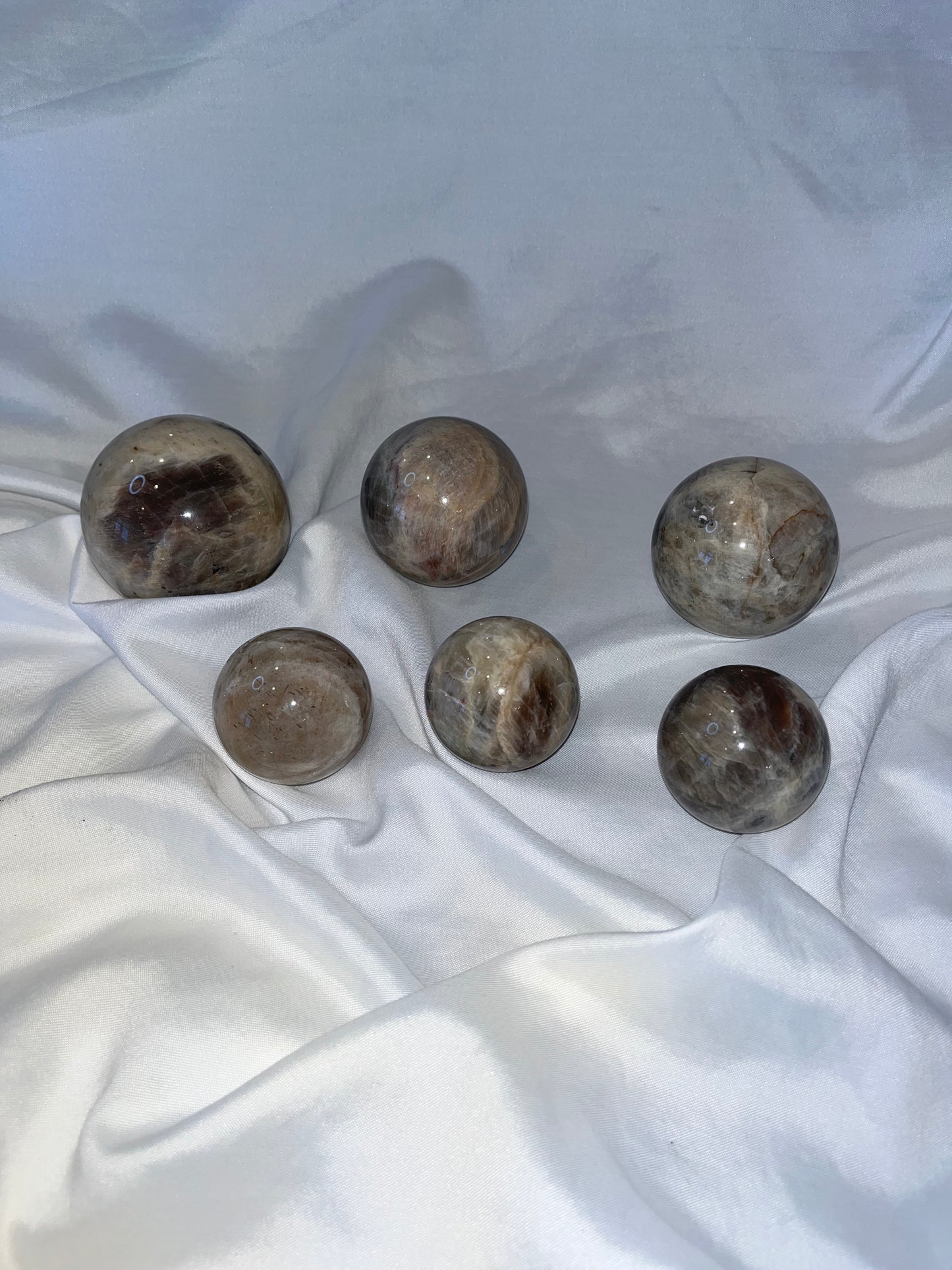 Black Moonstone, Real Crystal be Spheres