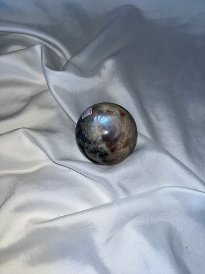 Black Moonstone, Real Crystal be Spheres