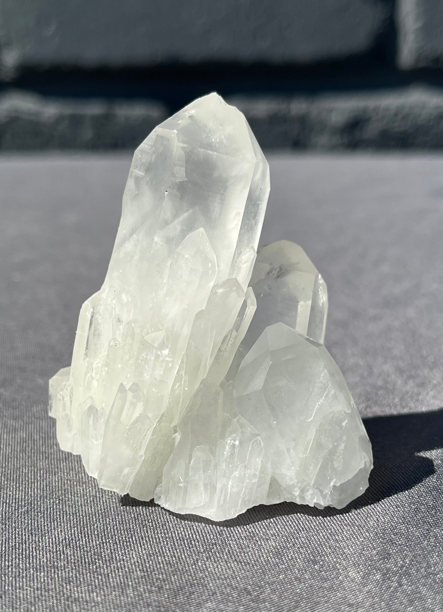 Quartz point clusters