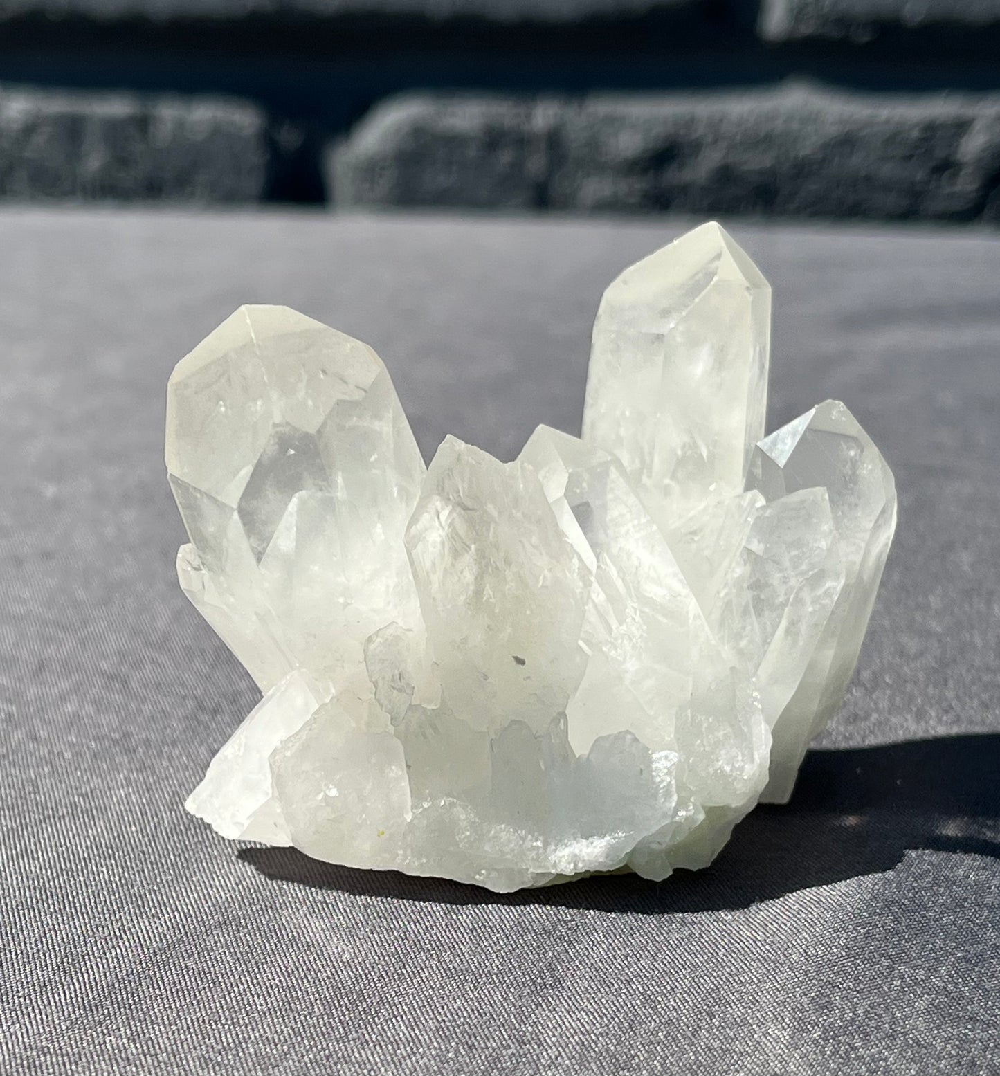 Quartz point clusters