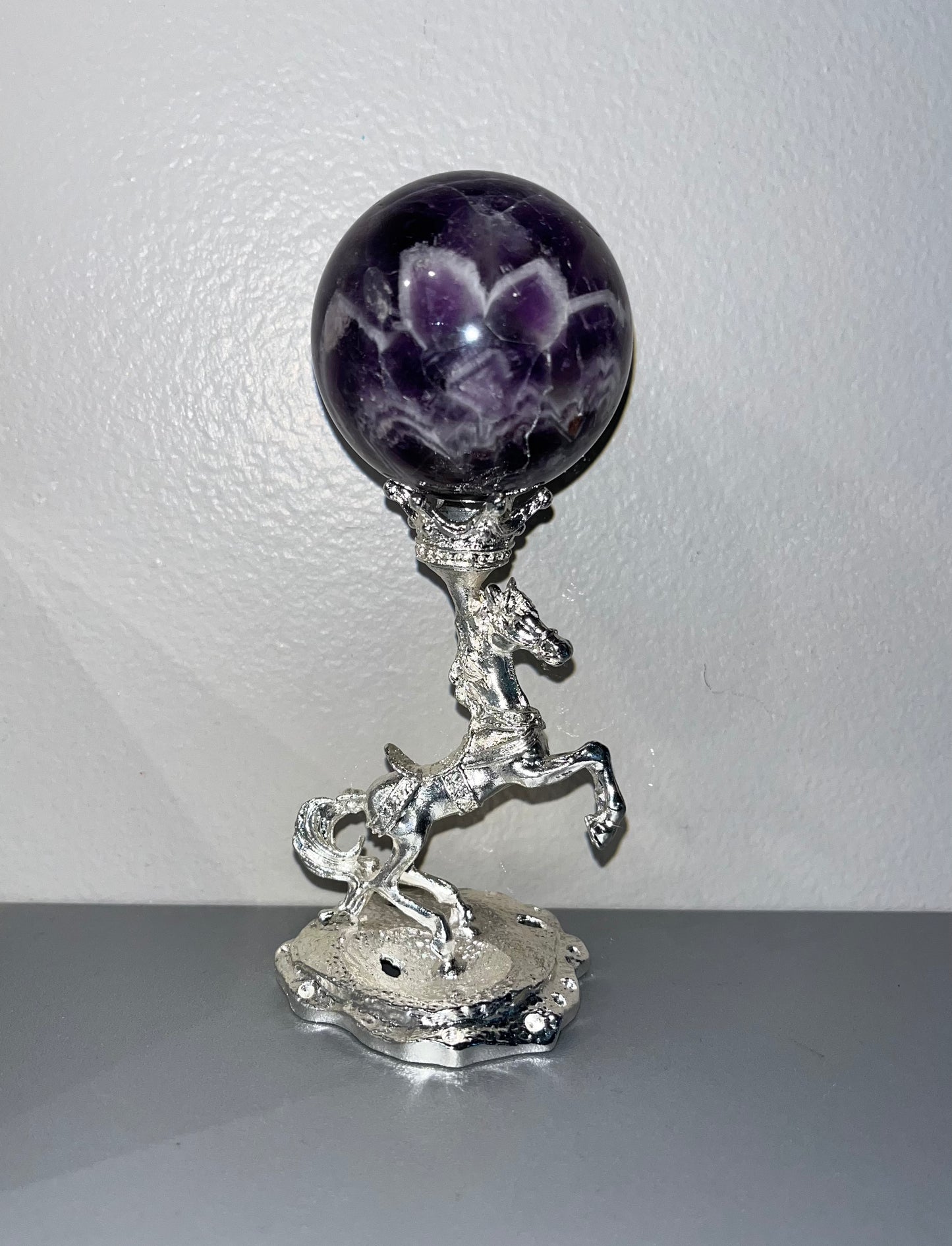 Horse Sphere Holder