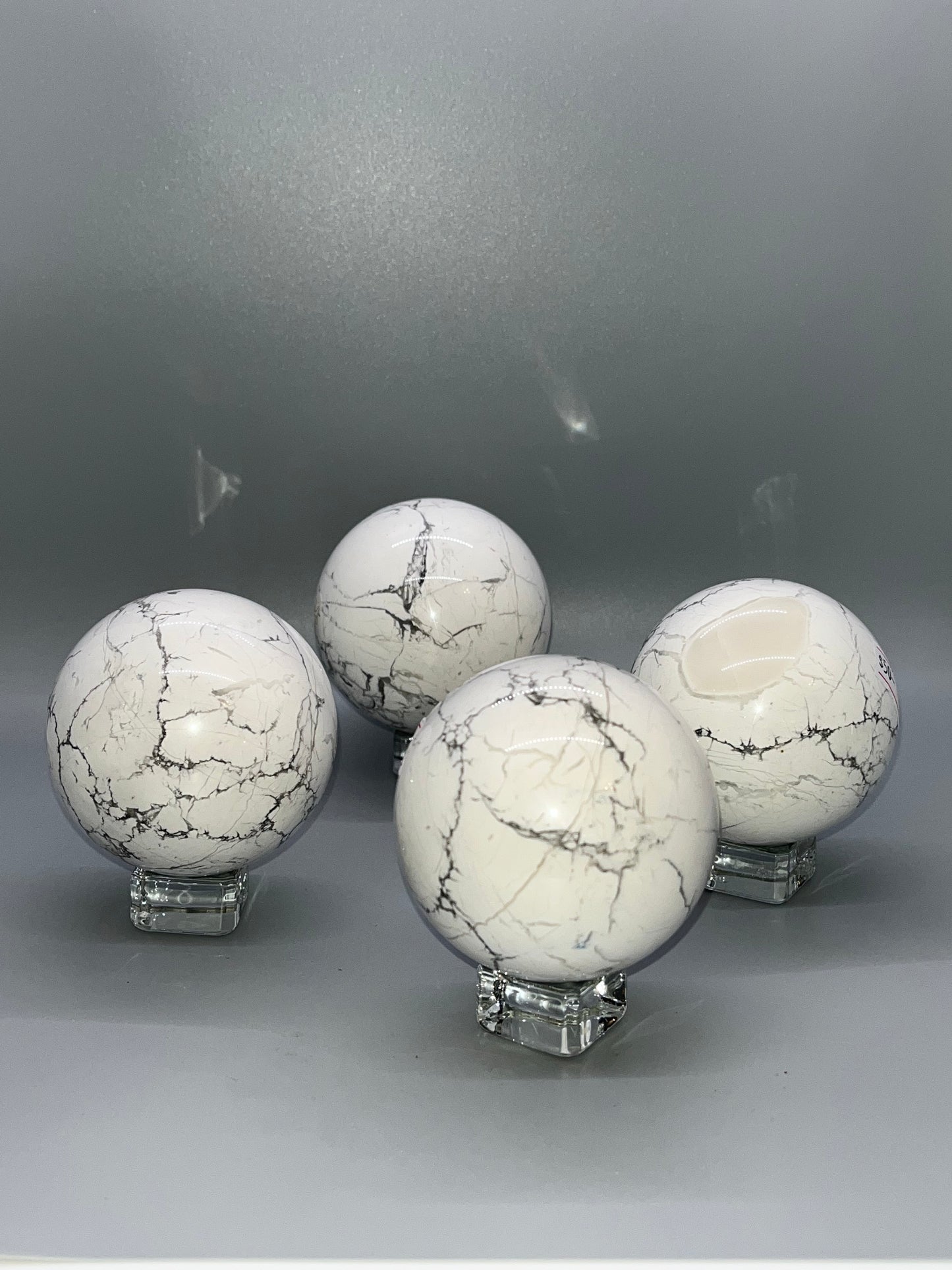 Howlite Spheres