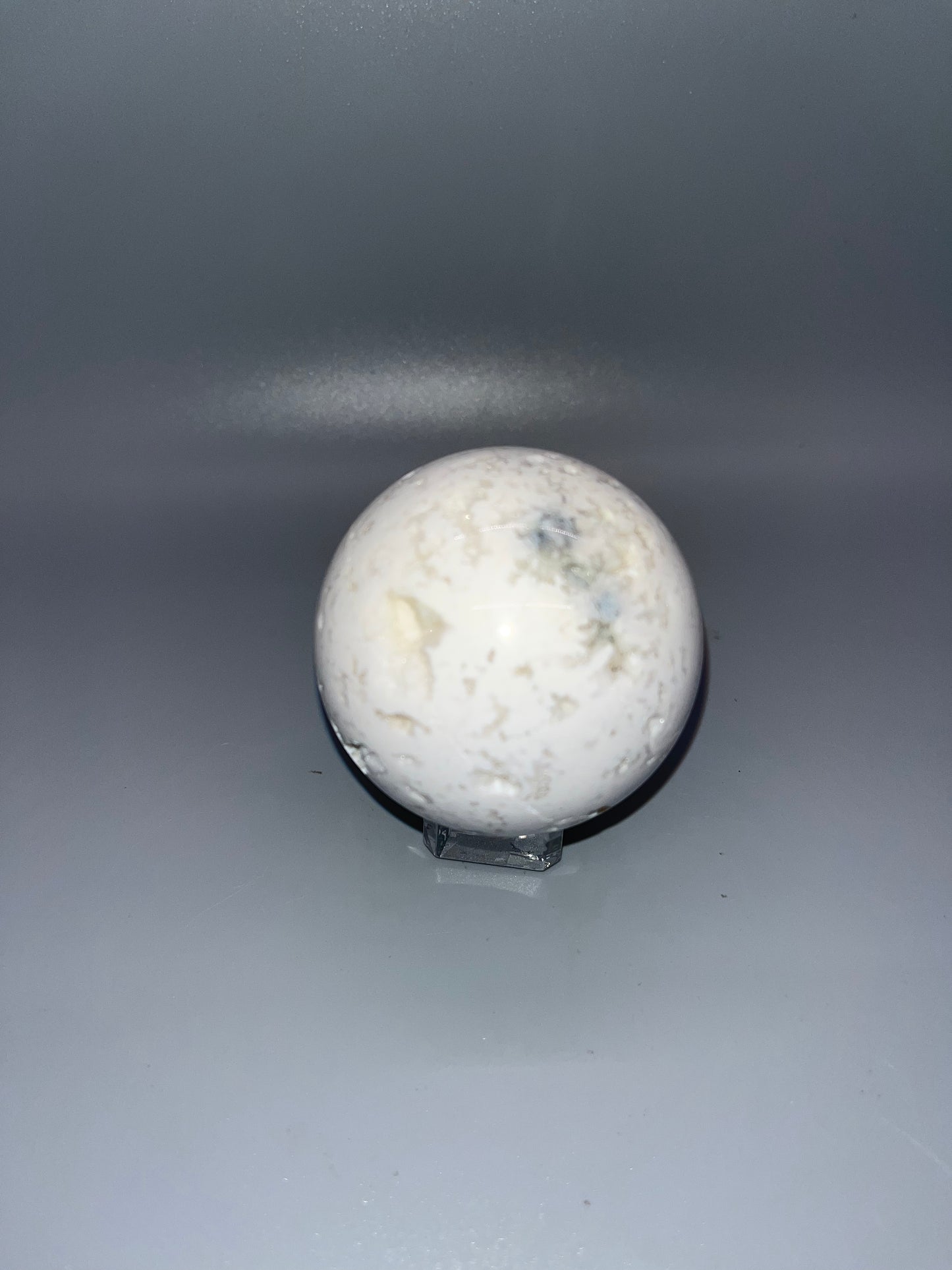 Magnesite Sphere